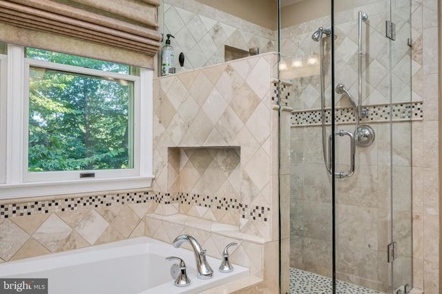 17949 DUMFRIES CIR, Olney, MD 20832