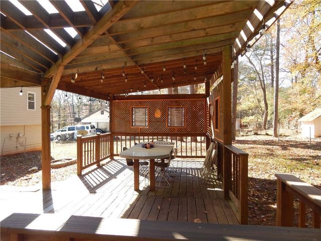 727 Regina Court, Lawrenceville, GA 30043