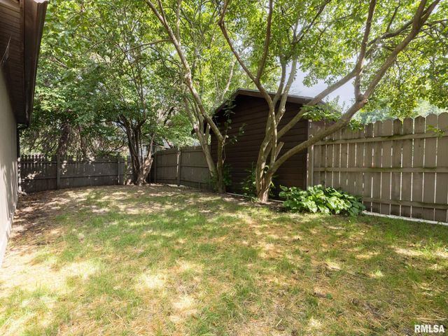 4228 N PROSPECT Road, Peoria, IL 61614