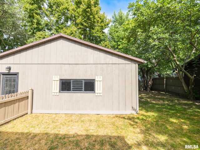 4228 N PROSPECT Road, Peoria, IL 61614