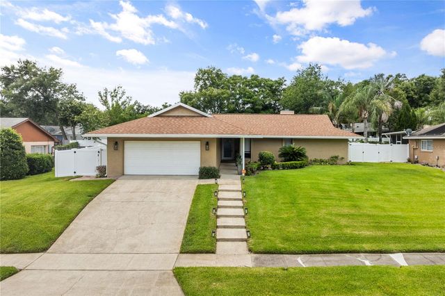 404 BARCLAY AVENUE, Altamonte Springs, FL 32701