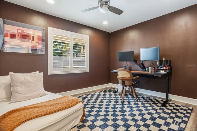 404 BARCLAY AVENUE, Altamonte Springs, FL 32701