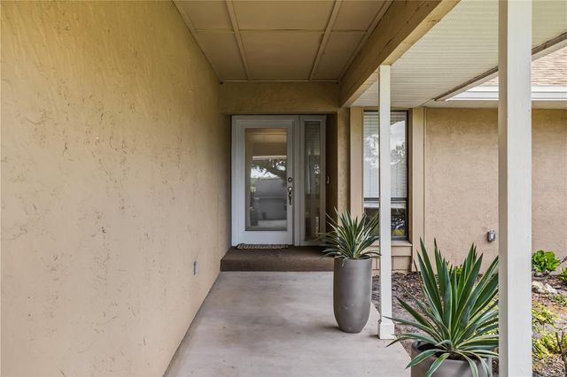 404 BARCLAY AVENUE, Altamonte Springs, FL 32701