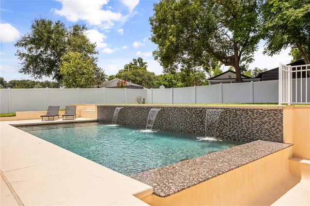 404 BARCLAY AVENUE, Altamonte Springs, FL 32701
