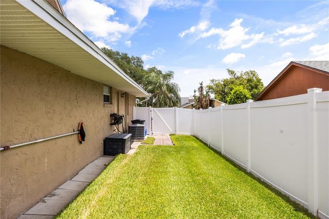 404 BARCLAY AVENUE, Altamonte Springs, FL 32701