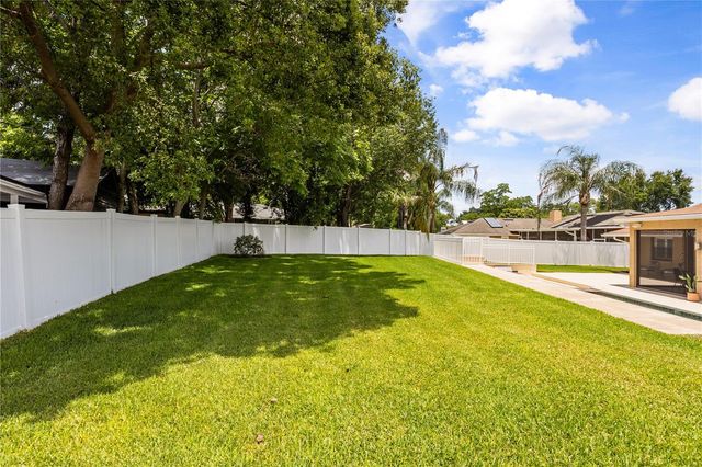 404 BARCLAY AVENUE, Altamonte Springs, FL 32701