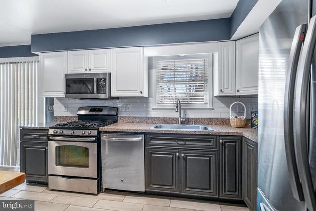 22 MARSHALL RD, Waldorf, MD 20602