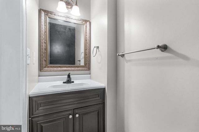 22 MARSHALL RD, Waldorf, MD 20602