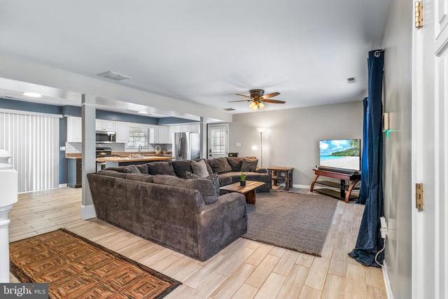 22 MARSHALL RD, Waldorf, MD 20602