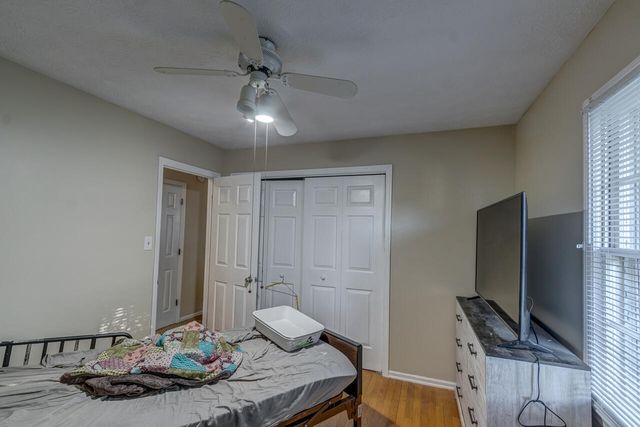 1517 Kelly Circle, Lexington, KY 40517