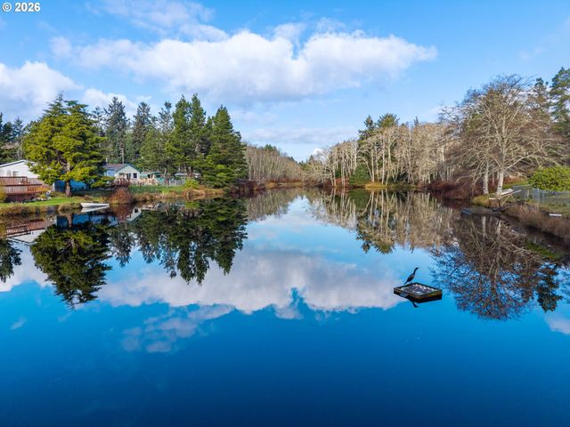 30213 X Pl, Ocean Park, WA 98640