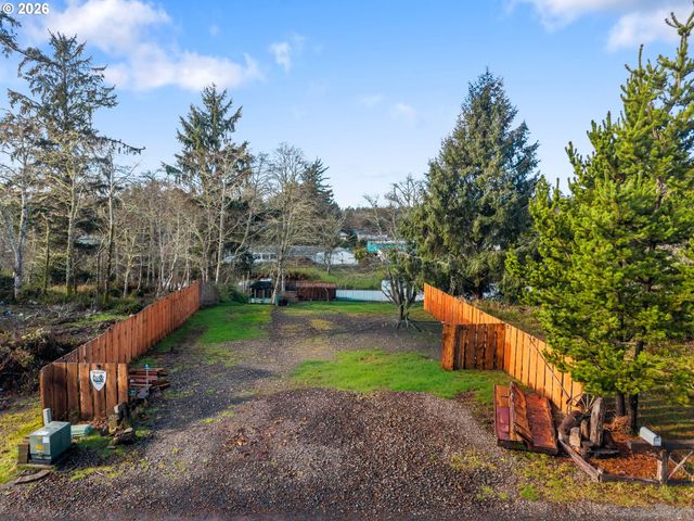 30213 X Pl, Ocean Park, WA 98640