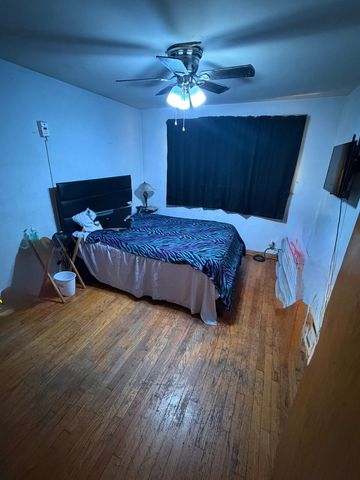 10952 S Emerald Avenue, Chicago, IL 60628
