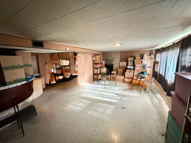 10952 S Emerald Avenue, Chicago, IL 60628