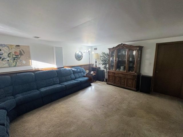 9508 Southwood Drive, Munster, IN 46321
