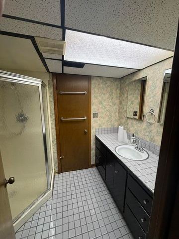 9508 Southwood Drive, Munster, IN 46321
