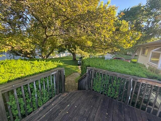 9508 Southwood Drive, Munster, IN 46321