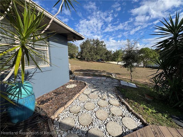 18 Victory Way, Lake Placid, FL 33852