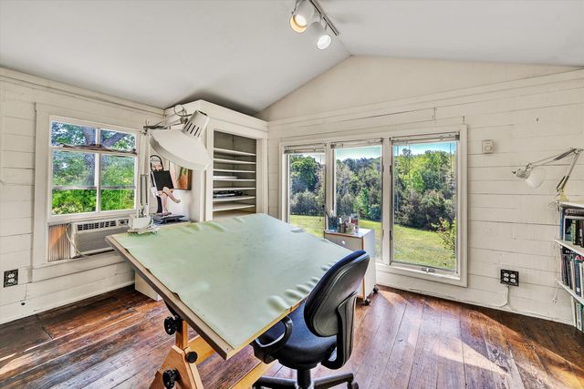 5328 White House RD, Moneta, VA 24121