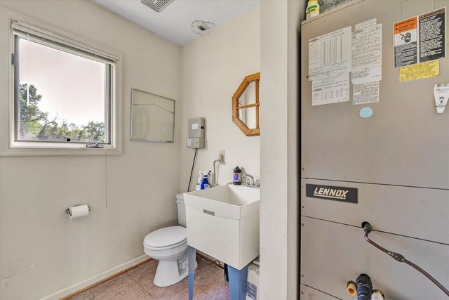 5328 White House RD, Moneta, VA 24121