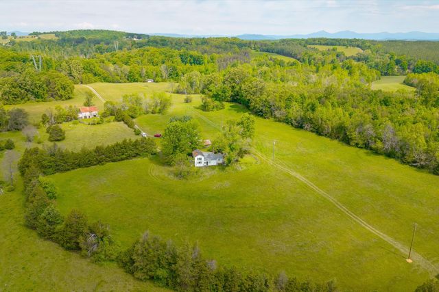5328 White House RD, Moneta, VA 24121