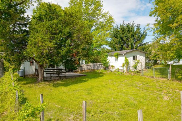 5328 White House RD, Moneta, VA 24121