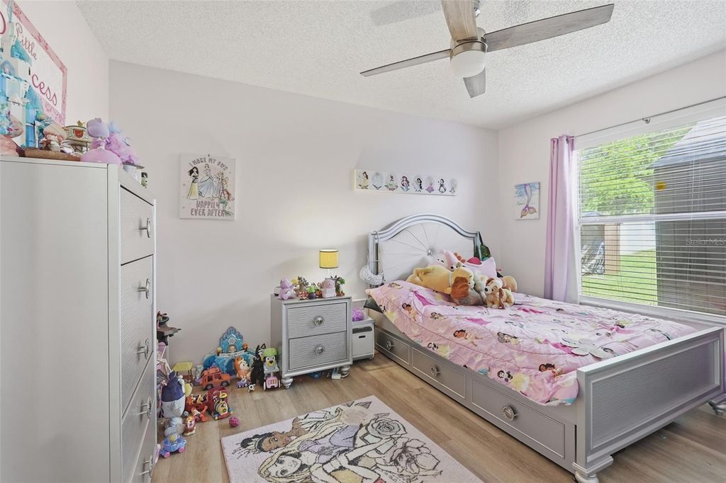 Image 20 of property listing at 14715 GREATER PINES BOULEVARD, Clermont, FL 34711