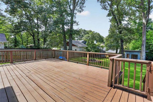 2818 Tupelo Street SE, Atlanta, GA 30317