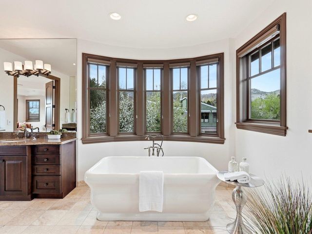1285 Meadow Pl, Boulder, CO 80304