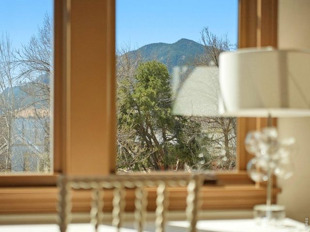 1285 Meadow Pl, Boulder, CO 80304