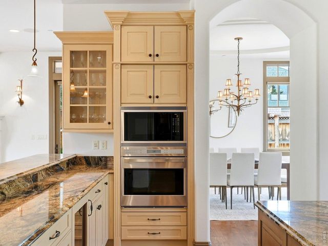 1285 Meadow Pl, Boulder, CO 80304