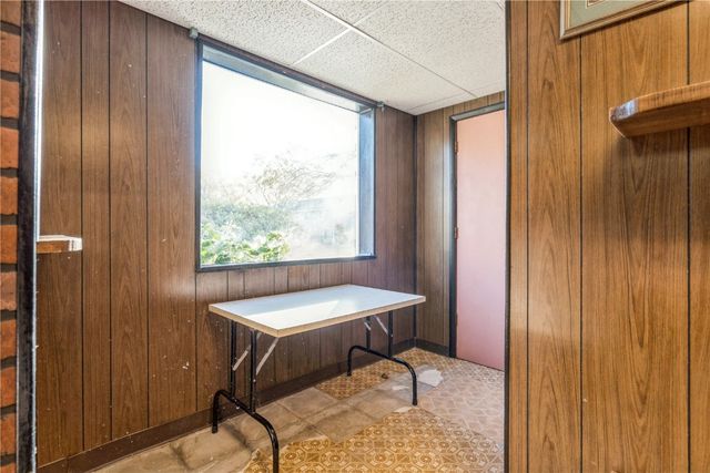 148 33rd Avenue SW, Cedar Rapids, IA 52404