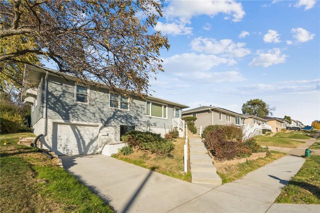 148 33rd Avenue SW, Cedar Rapids, IA 52404