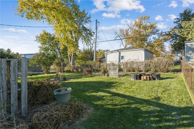 148 33rd Avenue SW, Cedar Rapids, IA 52404