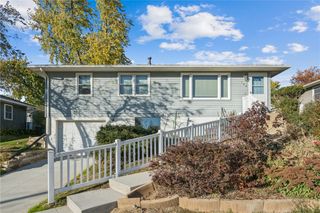 148 33rd Avenue SW, Cedar Rapids, IA 52404