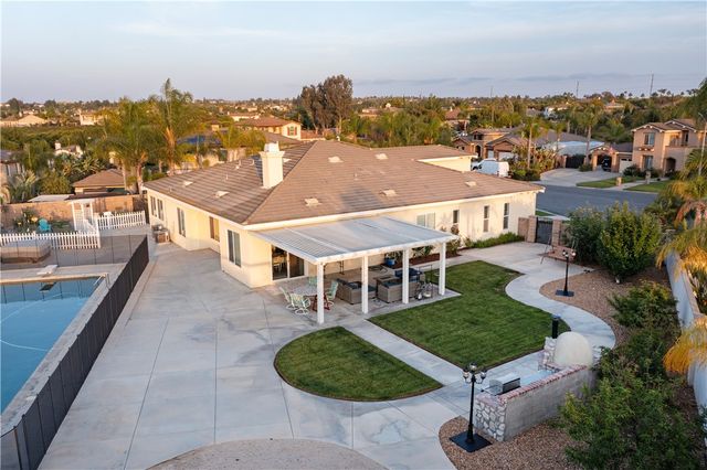 1253 Viento Court, Riverside, CA 92508