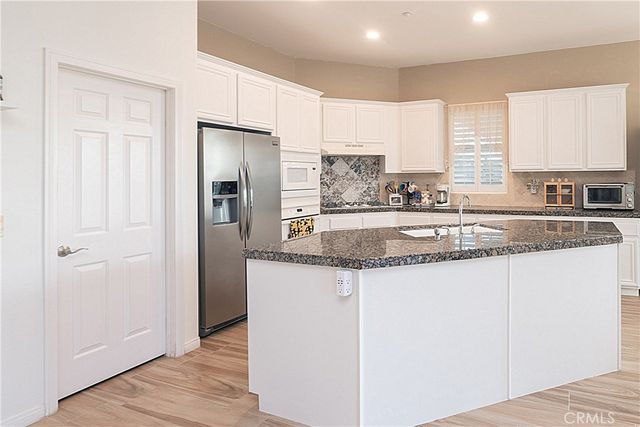 1253 Viento Court, Riverside, CA 92508