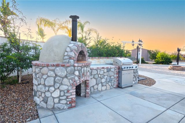 1253 Viento Court, Riverside, CA 92508