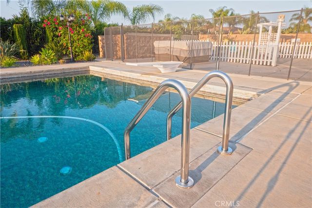 1253 Viento Court, Riverside, CA 92508