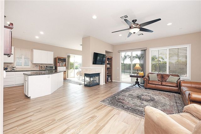 1253 Viento Court, Riverside, CA 92508