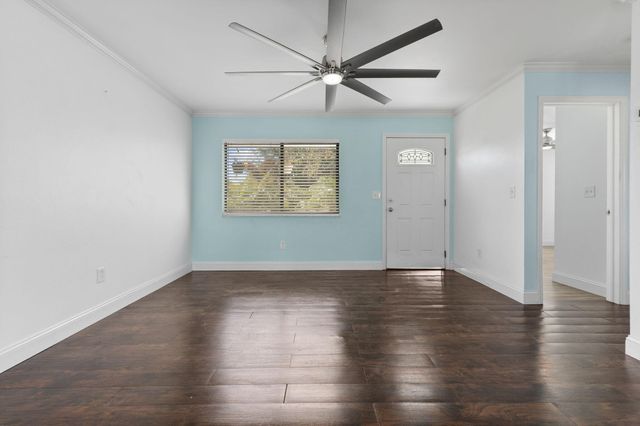 126 Ormond Court, Sebastian, FL 32958