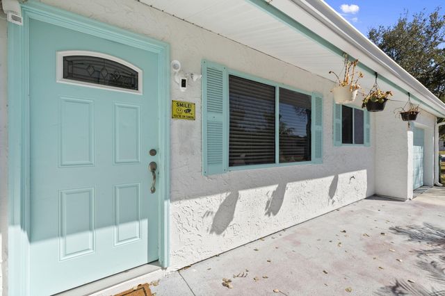 126 Ormond Court, Sebastian, FL 32958