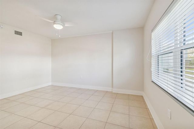 300 VENETIAN DRIVE 3, Clearwater, FL 33755