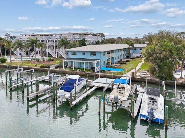 300 VENETIAN DRIVE 3, Clearwater, FL 33755