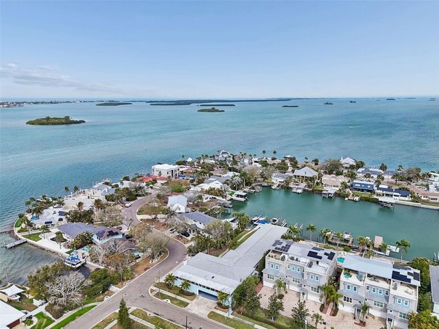 300 VENETIAN DRIVE 3, Clearwater, FL 33755