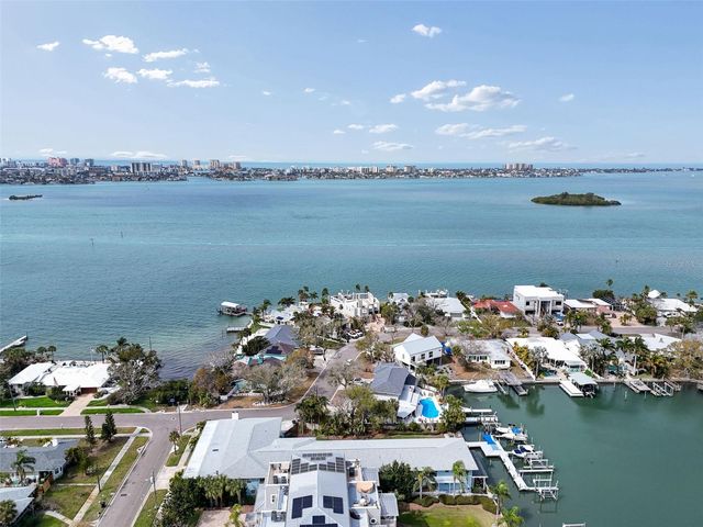 300 VENETIAN DRIVE 3, Clearwater, FL 33755