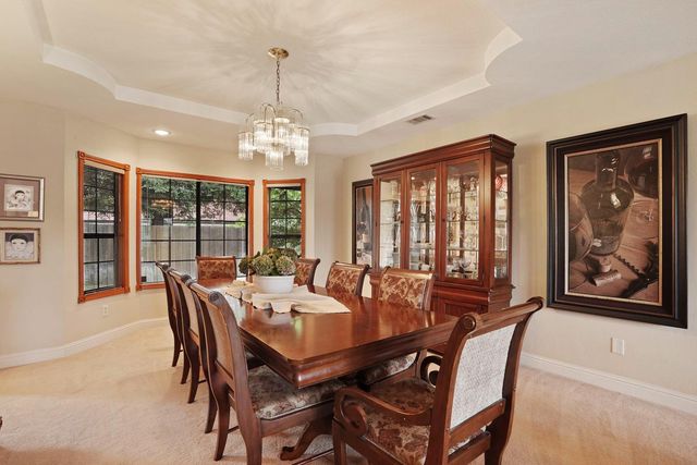 1041 Yuloni Dr, Lodi, CA 95240