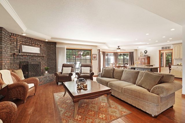 1041 Yuloni Dr, Lodi, CA 95240