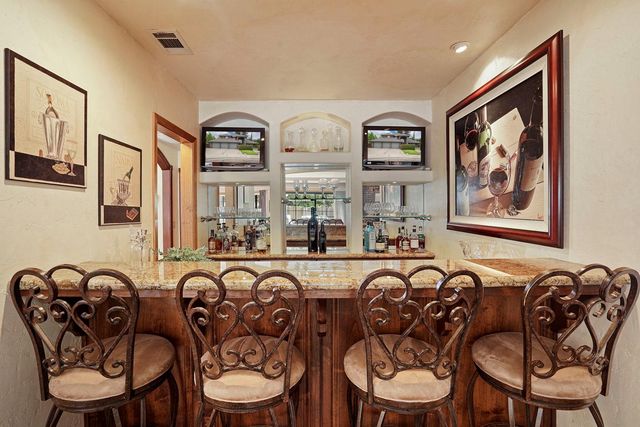 1041 Yuloni Dr, Lodi, CA 95240