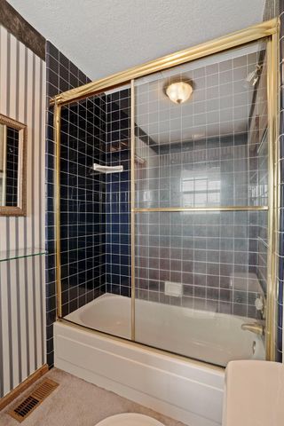 1041 Yuloni Dr, Lodi, CA 95240